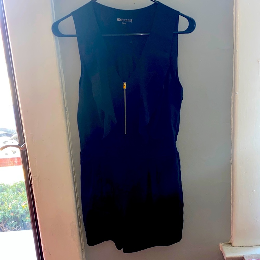 Express romper - size 6 - with pockets & side zipper
